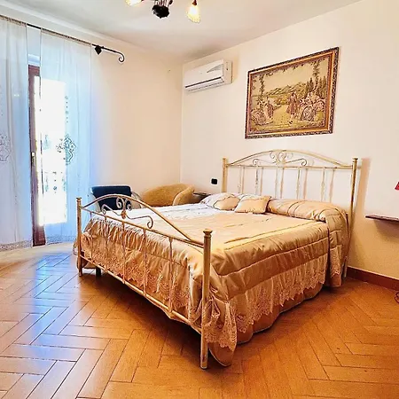 Graziosa Privata Vista Mare In Centro Homestay Peschici